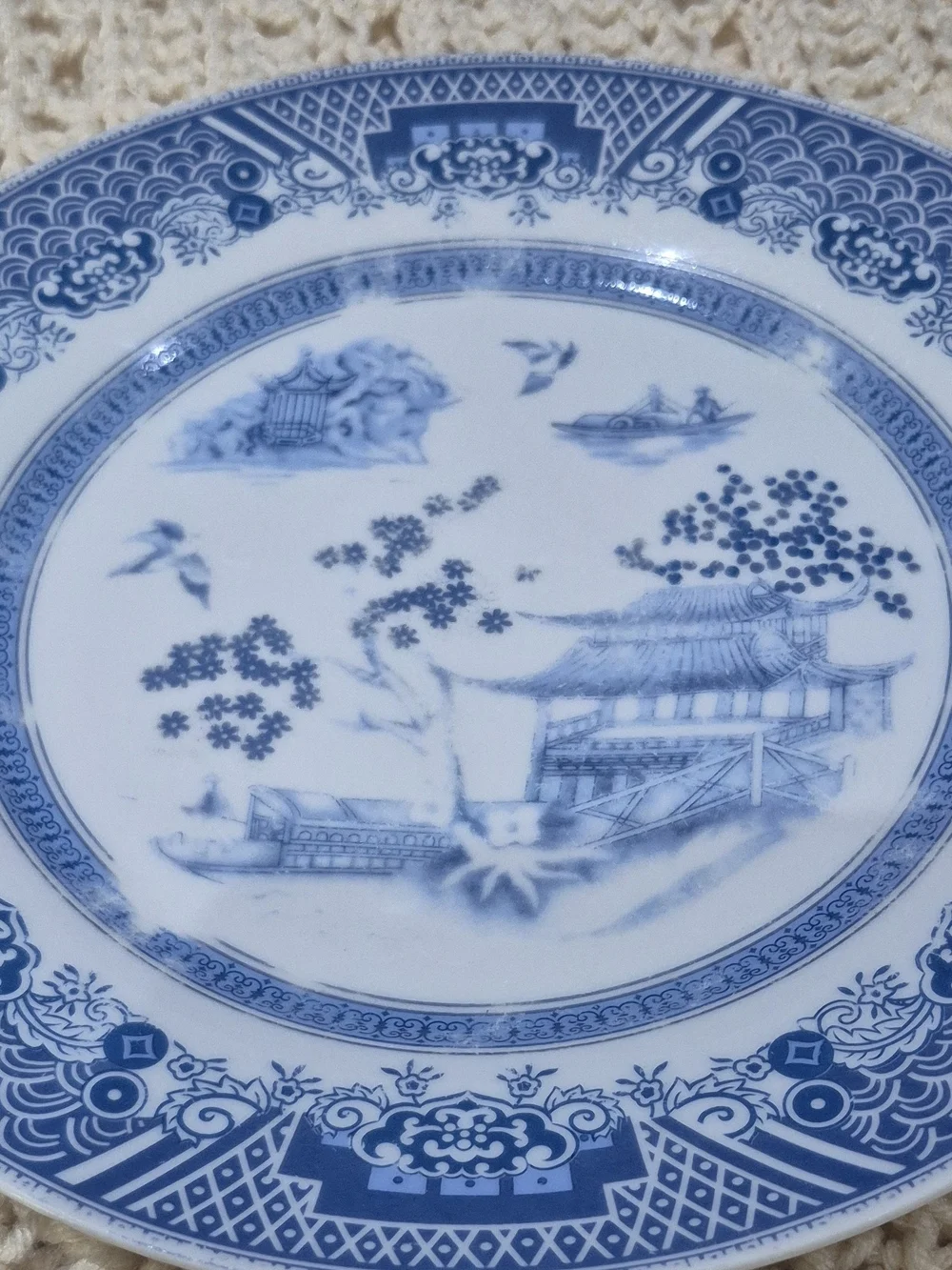 VTG. CHINESE GARDEN EMERALD  Blue and White Porcelain Decorative Plate -